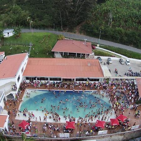 Sky Club Eco Hotel Belen de Umbria Luaran gambar
