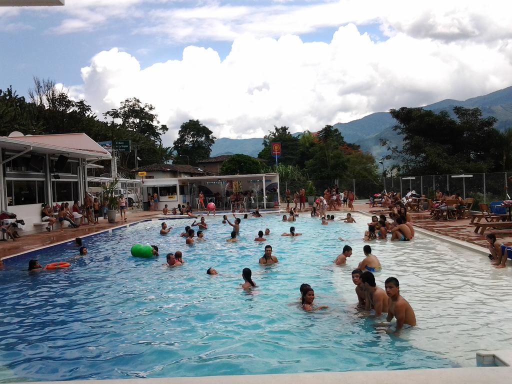 Sky Club Eco Hotel Belen de Umbria Luaran gambar